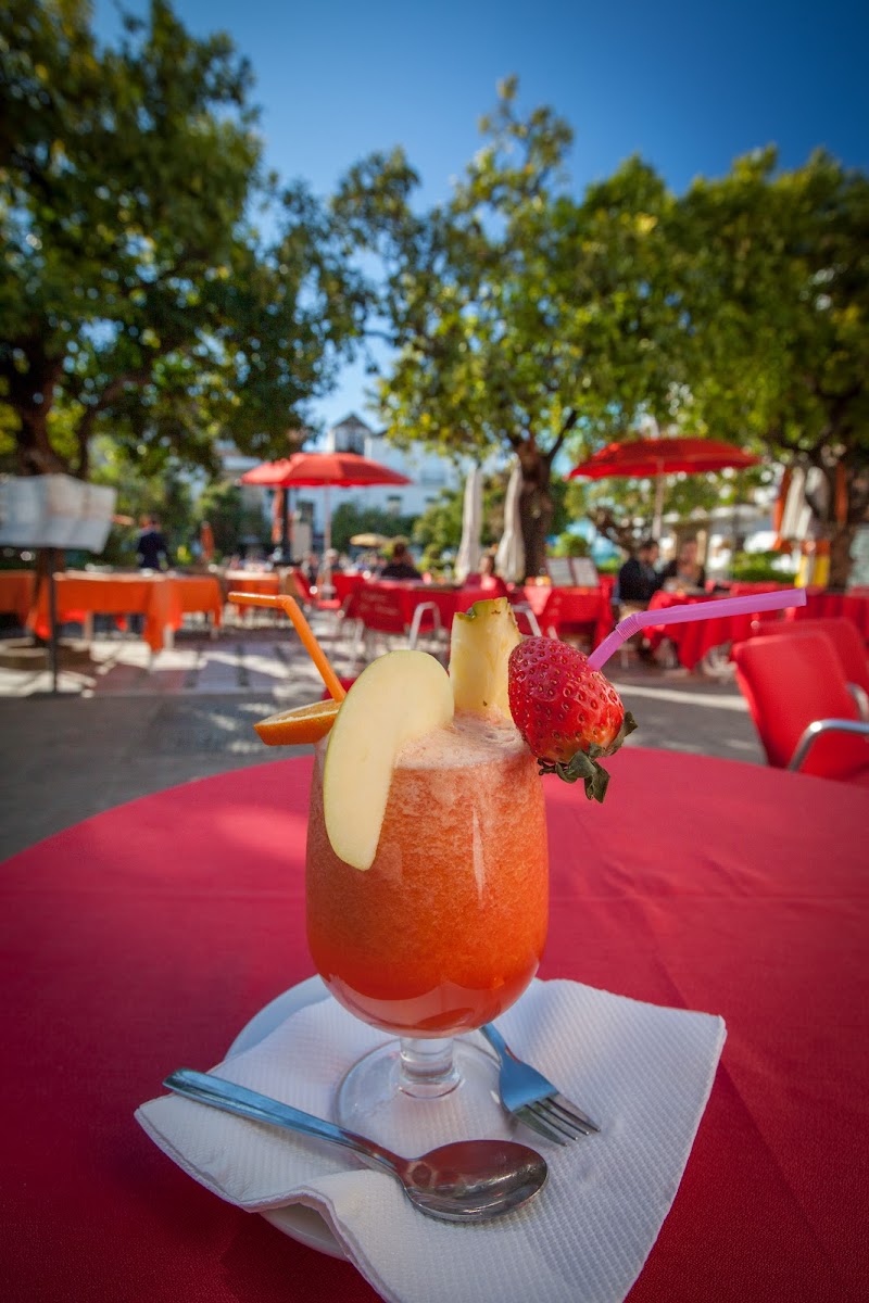 Cafetería Los Naranjos-3