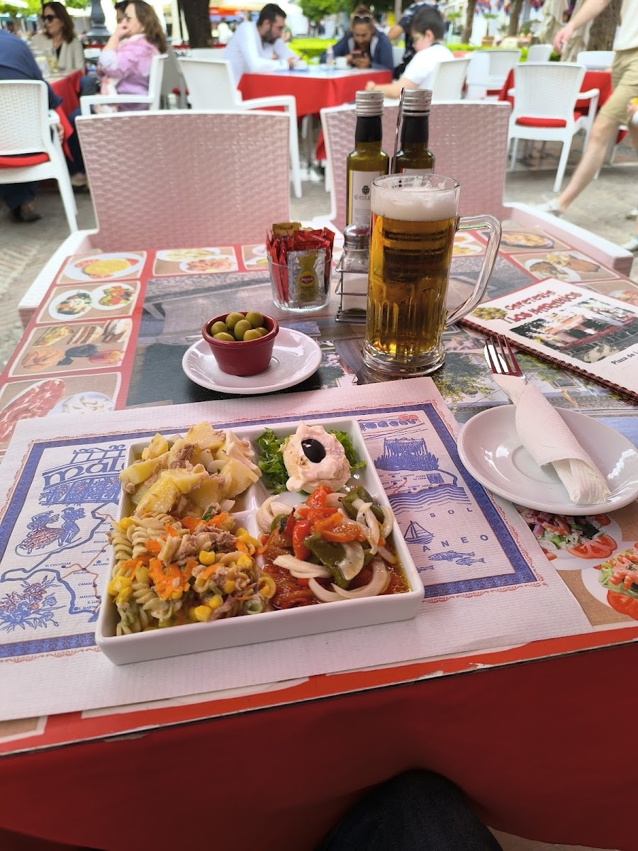 Cafetería Los Naranjos-7