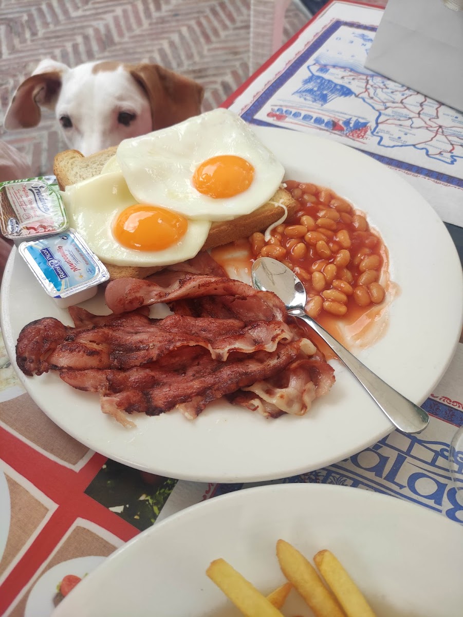 Cafetería Los Naranjos-9